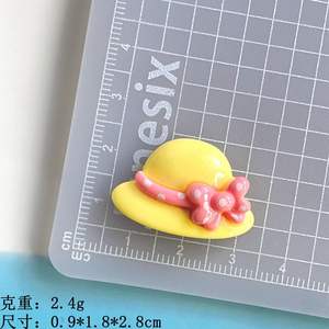 Abalorios de resina Spring Garden con diseño de girasol campestre y sombrero de miel para decoración DIY de fundas de teléfono y pinzas para el pelo - Product Image 6