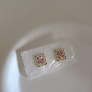 2025 été 18k plaqué or mignon concepteur rose cubique zircone étoile boucles d'oreilles pour les femmes - Product Image 5