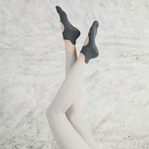 Custom logo 5 Toes Non slip Ballet Dance Socks Solid Color Cotton Professional Sports <b>Pilates</b> Yoga Socks Good Grip for Women - Product Image 4