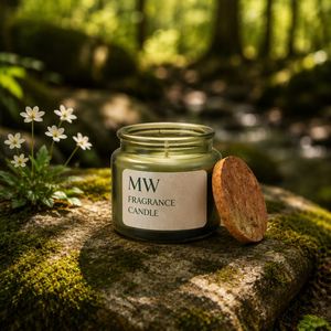 Bougie parfumée MW en verre vert avec couvercle en liège, minimaliste, à une seule mèche, décoration d'intérieur - Product Image 3
