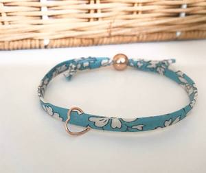 <span class=keywords><strong>Bracelet</strong></span> à breloques <span class=keywords><strong>Liberty</strong></span> of heart en or rose personnalisé fait à la main <span class=keywords><strong>Bracelet</strong></span> en tissu joli coeur floral Cadeau pour elle - Product Image 3