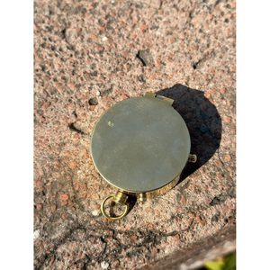 Brújula Náutica de Latón Alfa de 234 mm, Herramienta de Navegación Portátil y Ligera para Senderismo y Actividades al Aire Libre, Guía de Orientación, Estilo de Bolsillo - Product Image 4