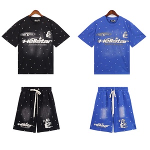Conjunto de camiseta de manga corta y pantalones cortos de algodón lavado con estampado de letras y lunares de la marca de moda transfronteriza Hell Star para hombre, estilo casual urbano. - Product Image 1