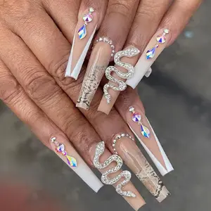2023 New Arrival Popular Luxury Short False Nails With Diamonds Artificial Fingernails Designer Ballerina French Press On Nails