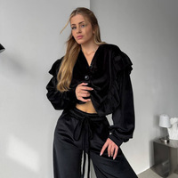 Femmes haut de gamme nouveau Style rétro élégant deux pièces ensemble décontracté coupe ample vêtements quotidiens haut rétro velours à volants solide pour l'automne