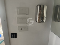 Nouvelle arrivée, toilettes préfabriquées publiques en acier mobiles, remorque avec taille personnalisée et design français
