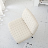 2025 moderne entrecroisé pivotant cadre en fer vanité chaise large siège hauteur réglable sans bras tissu rembourré mi dos bureau bureau