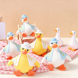 Jouets Squishy pour Enfants, Jouets Anti-Stress Animaux, Jouets Amusants à Presser, Jouets Squishy en Forme de Canard Remplis de Farine à Remontée Lente - Product Image 5