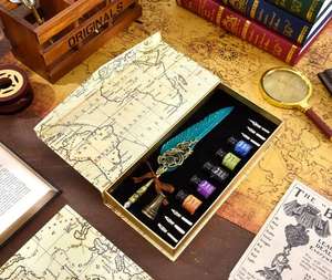 Ensemble de stylos à plume rétro européen avec des ailes de flamme et des plumes, largeur d'écriture de 0,7 mm, avec boîte magnétique et design de carte - Product Image 5