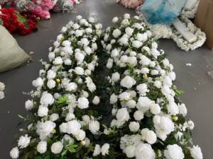 D-FR032ขายร้อนทางเดินดอกกุหลาบสีขาวดอกไม้วิ่งประดิษฐ์ลมหายใจทารกดอกไม้วิ่งประดิษฐ์50ซม. 60ซม. - Product Image 3