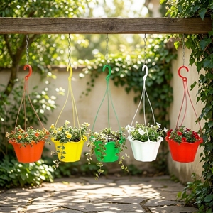 Macetas Colgantes de Plástico PP Coloridas al por Mayor, con Borde Ondulado, para Decoración de Jardín y Balcón, Tamaño Pequeño - Product Image 6