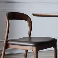 Vente en gros de chaises nordiques modernes en bois massif chaises rembourrées pour restaurant café