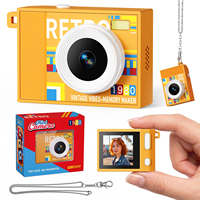 Mini caméra portable pour enfants, appareil photo numérique rétro avec lumière d'appoint, porte-clés, écran LCD 1,54 pouces, vidéo 1080p, Type-C, idéal pour les voyages et les anniversaires