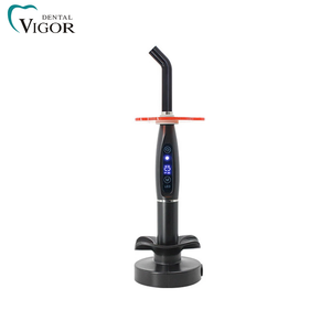 Lampe de photopolymérisation dentaire sans fil électrique LED pour résine, équipement coloré pour dentisterie - Product Image 1