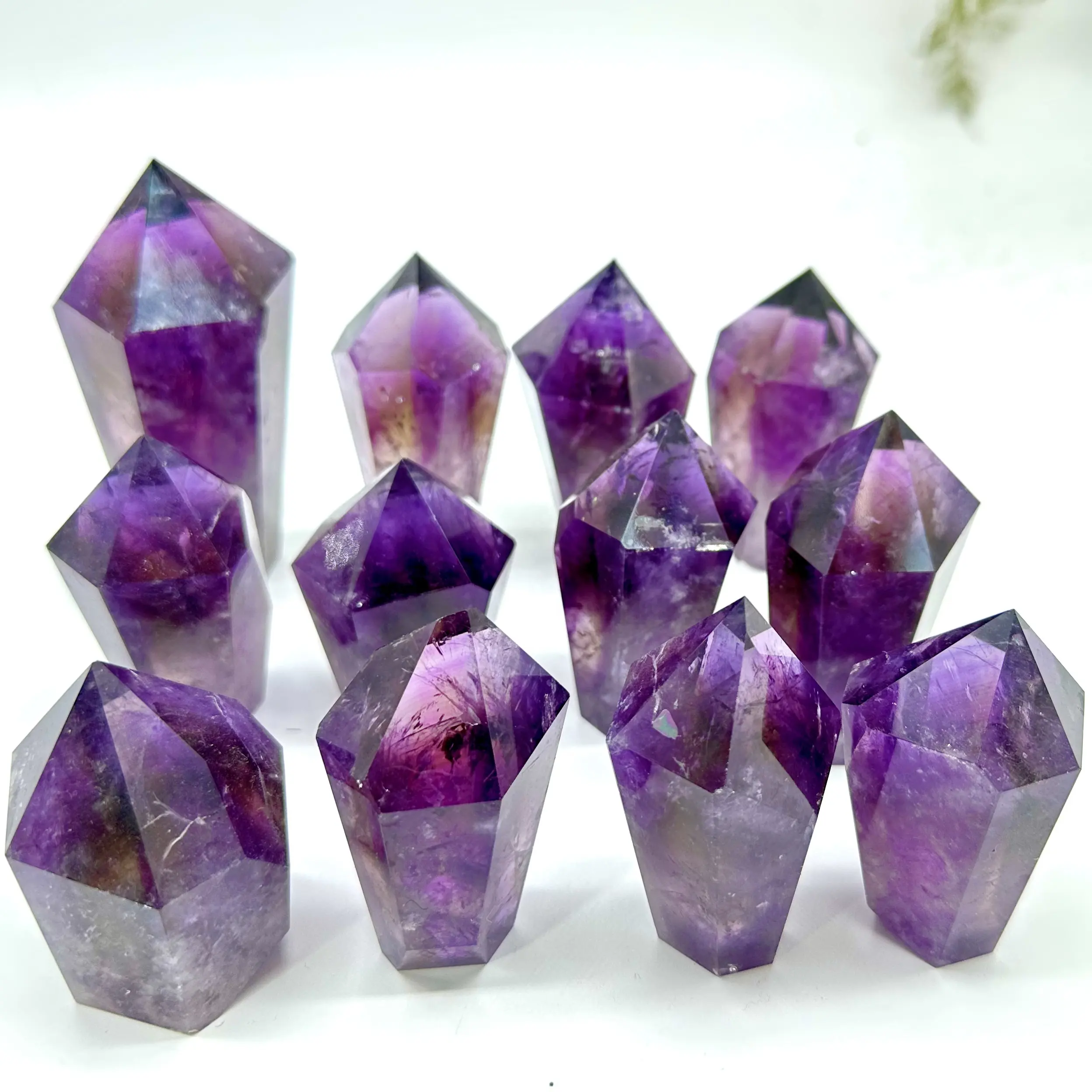 Wholesale Natural Polished Purple Point Healing Crystals Stones Purple Amethyst Towers For Decoration