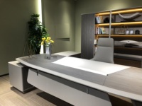 Mobilier de bureau au design moderne, Table de travail en forme d'exécution