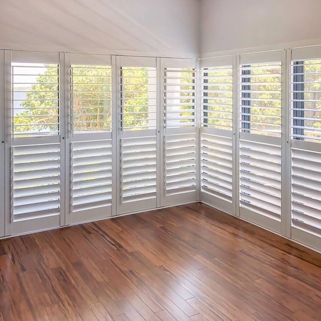 Prima Exterior Glass Louvre White Aluminum Frame Louver Frosted Air Ventilation Windows Rainproof Adjustable Shutter Window Door