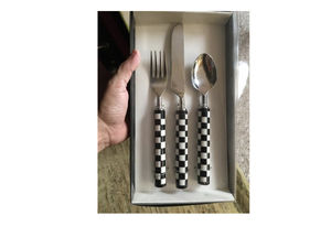 Ensemble de couverts en acier inoxydable poli de qualité supérieure, finition miroir avec manche en résine, fournisseur en gros pour hôtels et restaurants, export - Product Image 3