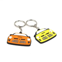 Porte-clés en caoutchouc personnalisés en forme de voiture avec logo moulé pour événements promotionnels et souvenirs