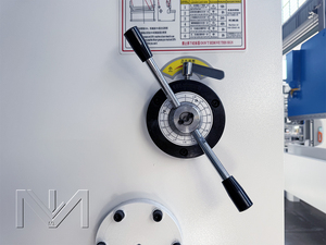 Qc12k 4x2500 6x3200 máy cắt thủy lực tấm kim loại máy cắt - Product Image 5