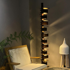 Lampe sur pied décorative rétro de style français Taliesin, design Wabi-Sabi en bois sculpté avec motif d'eau courante, pour salon, utilisation sur table, avec cordon de tirage - Product Image 1