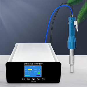 Soudeuse à points à ultrasons portative avec <span class=keywords><strong>pistolet</strong></span> de soudage à ultrasons pour polycarbonate - Product Image 2