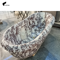 Baignoire en marbre Calacatta Viola personnalisable Tostone, luxe atmosphérique pour villa, hôtel, appartements, décoration de salle de bain intérieure
