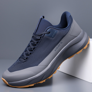 Zapatillas Deportivas Casuales Negras Versátiles y Sencillas de Alta Calidad Personalizadas, Ligeras, Antideslizantes e Impermeables para Hombre, Zapatos para Senderismo y Actividades al Aire Libre - Product Image 1