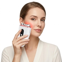 Masseur facial électrique Gua Sha tendance 2026 avec prise USB, chaud/froid, lumière rouge et vibration pour raffermir la peau et lifter le visage et le cou