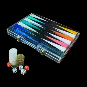 Diskon besar-besaran pabrik permainan backgammon kristal akrilik set permainan lucite mewah backgammon untuk permainan meja nyaman untuk ditahan