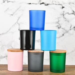 Frascos de Vidrio Negro Mate Esmerilado de Lujo para Velas, con Tapa Metálica Dorada/Plateada o Tapa de Bambú - Product Image 3