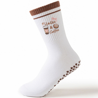 Chaussettes de Pilates antidérapantes en coton de qualité supérieure avec logo personnalisé, chaussettes de sport pour femmes, chaussettes de gym