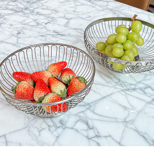 Nouvelle conception Panier à <span class=keywords><strong>fruits</strong></span> rond en acier inoxydable 304 argenté pour collations, <span class=keywords><strong>fruits</strong></span>, pain, cuisine, salon - Product Image 6