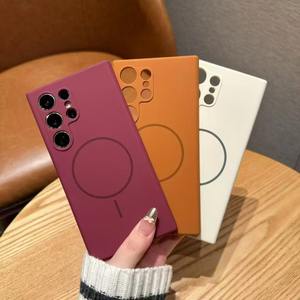 Funda de teléfono suave magnética con sensación de piel de silicona líquida para <span class=keywords><strong>Samsung</strong></span> S25 ultra 24 <span class=keywords><strong>23</strong></span> 22 fundas de teléfono lisas a prueba de golpes - Product Image 1