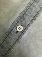 Chemise en jean homme coupe ajustée en tissu Lyocell écologique – Fournisseur ODM – Anti-rétrécissement et respirante pour tenues décontractées élégantes