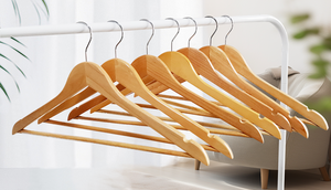 Vente en gros de cintres ronds en bois pour enfants personnalisés de qualité supérieure pour magasin et garde-robe de salon pour manteau de costume pour enfants - Product Image 2