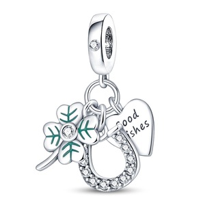 Breloque porte-bonheur en laiton blanc sertie d'un pendentif en forme de fer à cheval trèfle à quatre feuilles en émail vert, bracelet DIY - Product Image 4