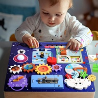 Tableau d'activités Montessori en bois personnalisé, jouet sensoriel avec engrenages, horloge et interrupteur, jouet éducatif OEM pour tout-petits