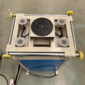 도매가 유리 모서리 가공기 회전식 접착 테이블 PLC 모터 엔진 구동 3-18mm 두께 380V - Product Image 2