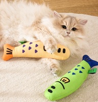 Certification de qualité drôle coton poisson forme chat jouet avec Catmint doux son chat jouet pour animaux de compagnie pour la maison