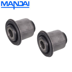 Boccola del braccio di controllo del trascinamento dell'asse anteriore adatta per <span class=keywords><strong>DACIA</strong></span> RENAULT DUSTER 545602788R - Product Image 1