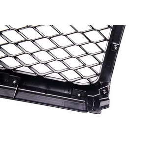 Grille de calandre noire brillante sans lettrage, adaptée au Land Cruiser FJ79. - Product Image 2
