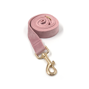Heyri <span class=keywords><strong>pet</strong></span>-<span class=keywords><strong>collar</strong></span> de terciopelo para perro, Correa con hebilla de metal dorada de lujo, con lazo, color rosa oscuro, nuevo diseño - Product Image 4