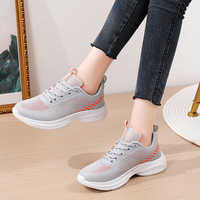 Vente chaude femmes baskets chaussures de Sport respirant tricot semelle épaisse coussin antidérapant femmes chaussures de Sport chaussures de course formateurs