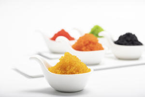 Gourmet Flying Fish Roe Tobiko Crispy Golden <span class=keywords><strong>Sushi</strong></span> Topping con Luxury Crunch Frozen y empaquetado en caja - Product Image 3