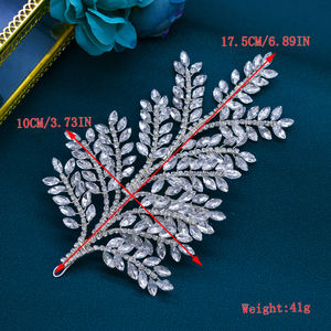 ผ้าปะติด & ชุดแต่งงานอุปกรณ์เสริมผมงานเย็บติดกระจกประดับพลอยเทียมแผ่นหลังเรียบงานแฮนด์เมด JP คริสตัล3D 5ชิ้น - Product Image 5