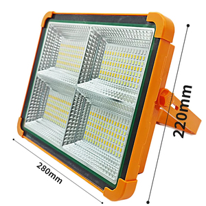 Projecteur LED <span class=keywords><strong>4</strong></span> grilles d'urgence pour l'extérieur, <span class=keywords><strong>camping</strong></span>, lampe à panneau solaire rechargeable avec poignée portable <span class=keywords><strong>et</strong></span> aimant - Product Image 3