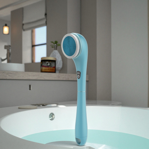 Brosses de bain longues MB001 en plastique et silicone avec éponge en bois pour le spa, les soins de la peau, le nettoyage et l'application sur la tête, construction en plastique - Product Image 1