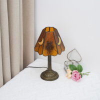 Lampe de table de chevet rétro pour chambre à coucher, décoration d'intérieur, lampe de table vintage en métal avec verre teinté LED et lune