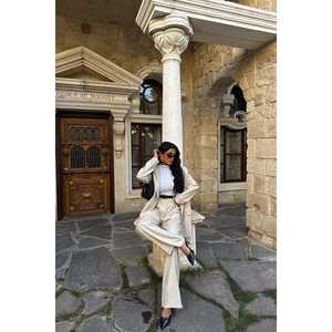 Ensemble de costume crème Harper pour femmes - Product Image 5